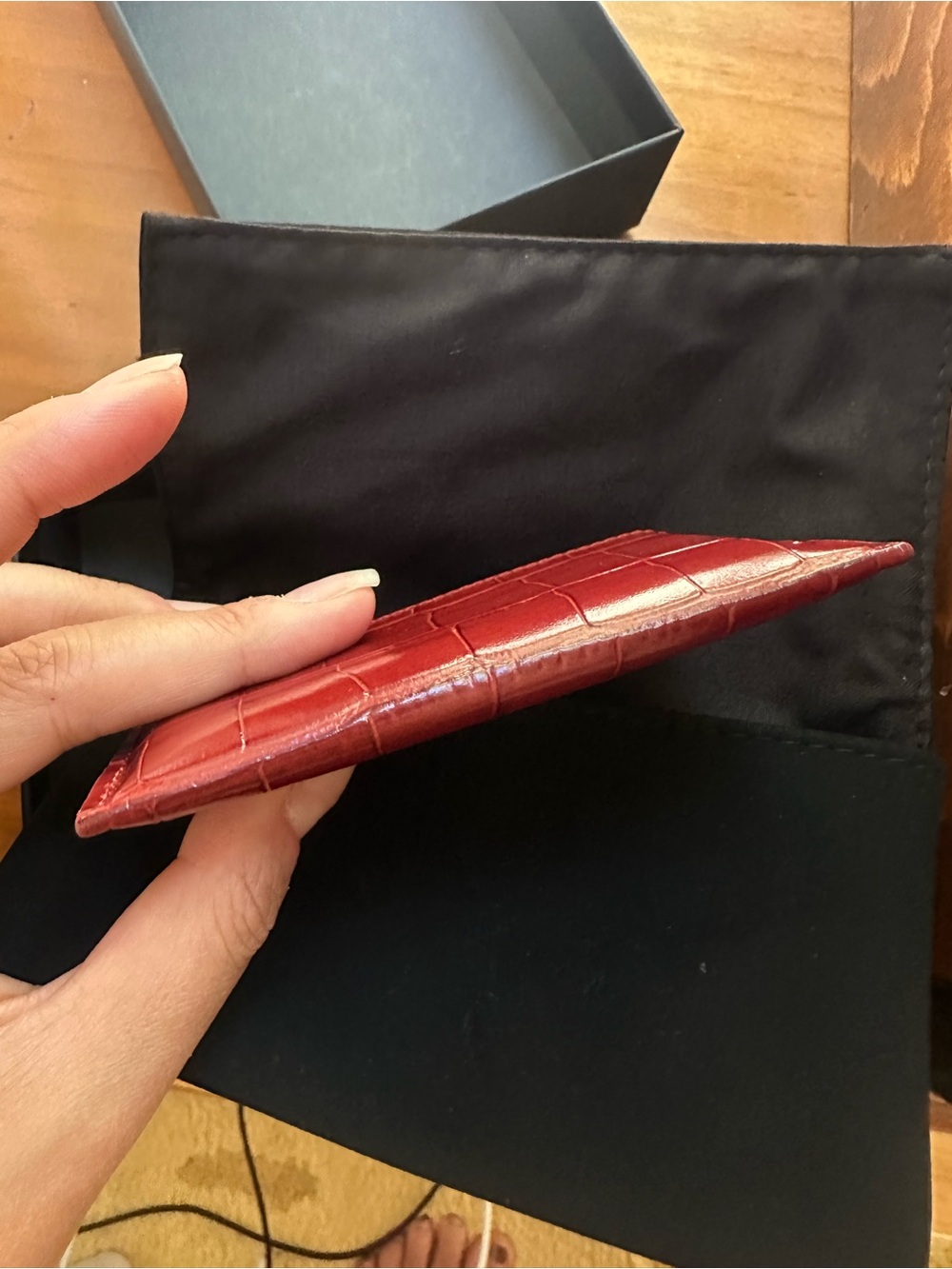 Chanel Card Case Burgundy Croc Embossed - Picture 6 of 8